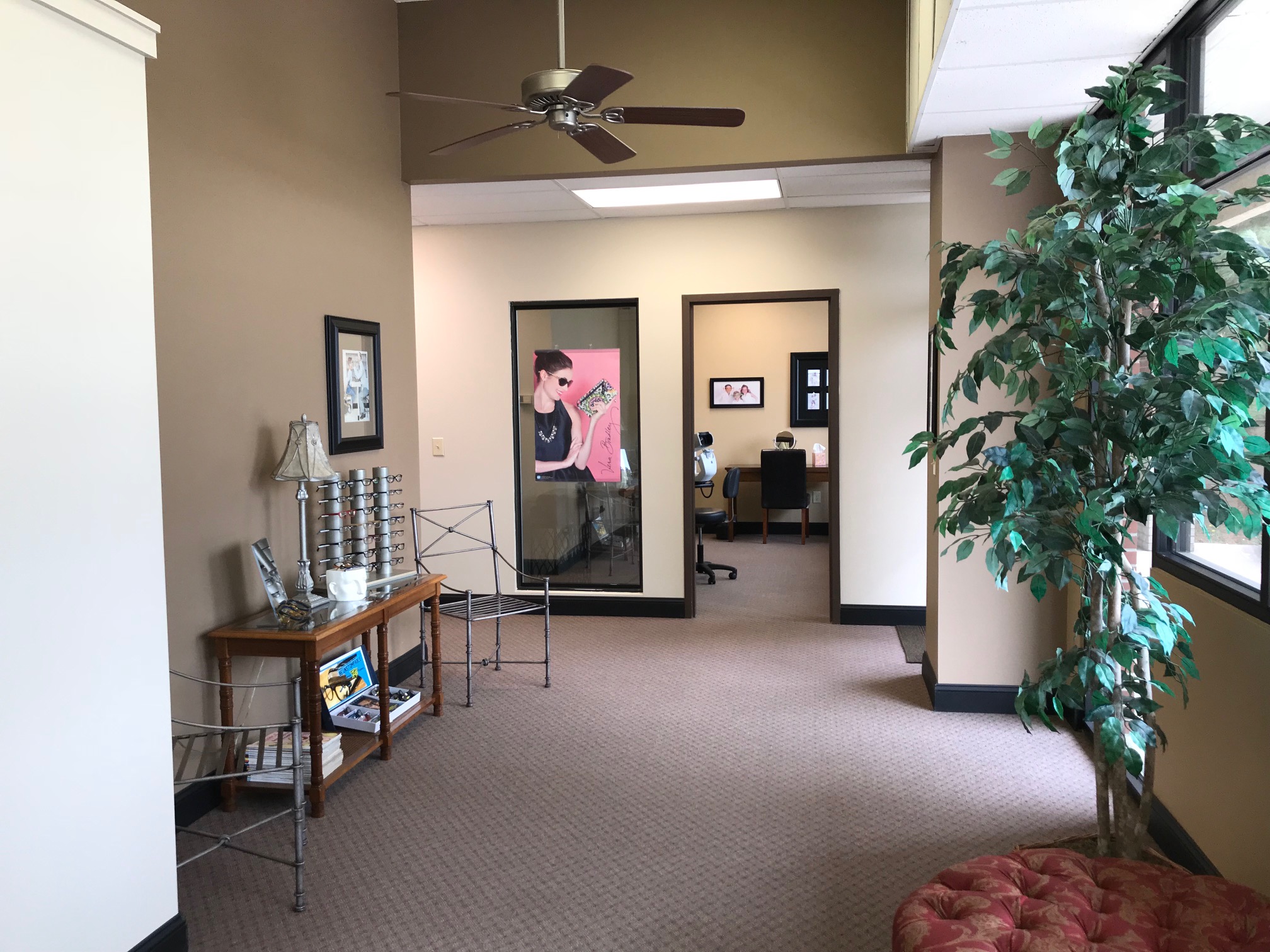 interior hall of godshall quality eyecare